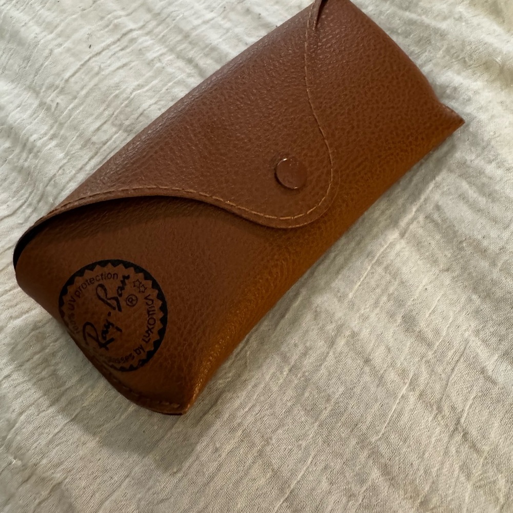 Ray-Ban Tan Leather Glasses Case